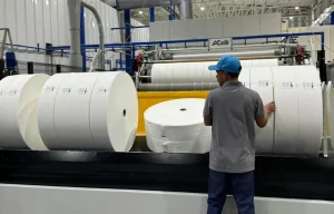 En Guarne fue inaugurada la primera planta de alta velocidad en Suramérica para la producción de telas no tejidas en rollo